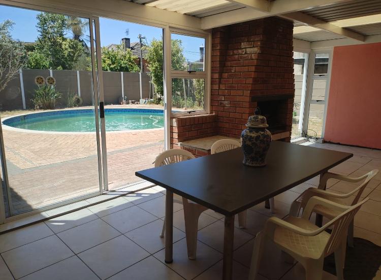 3 Bedroom Property for Sale in Chrismar Western Cape